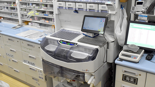 鈴木薬局　熊谷店の調剤器具
