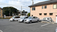 小石調剤薬局の駐車場