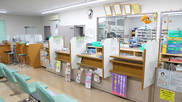 セイムス日本海総合病院前薬局（旧：ラパス調剤薬局酒田南店）の受付/カウンター