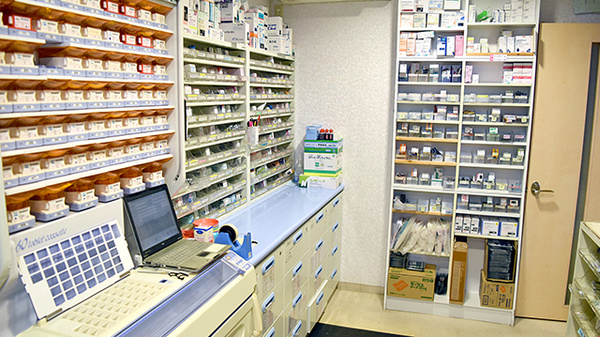 みだ調剤薬局の調剤室