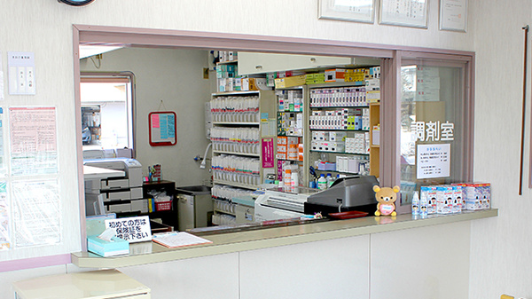ケンコー薬局河北店の受付/カウンター