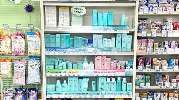クオール薬局坪井東店の化粧品