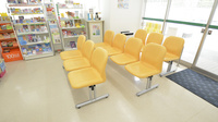 そうごう薬局　延岡緑ヶ丘店の待合スペース