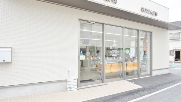 そうごう薬局　高瀬店の入口