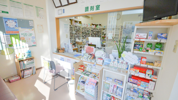 中央薬局　府川店の受付/カウンター