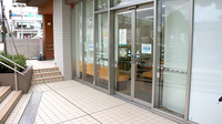 そうごう薬局　梶が谷店の入口