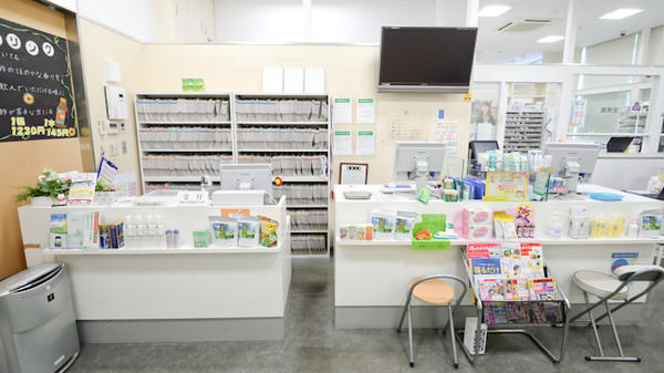 そうごう薬局　渡辺通店の受付/カウンター