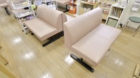 そうごう薬局　青葉町店の待合スペース