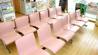 そうごう薬局　大原店の待合スペース