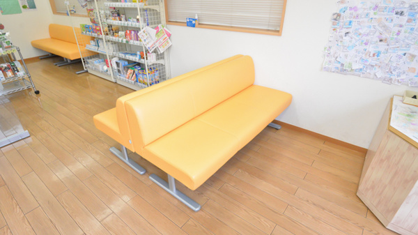 そうごう薬局　上南部店の待合スペース