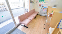 そうごう薬局　川尻店の待合スペース