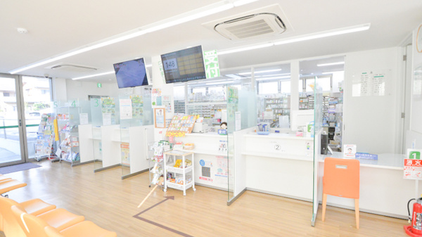 そうごう薬局　京都松尾店の受付/カウンター