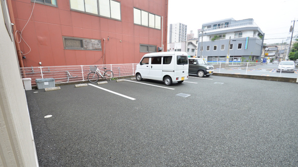そうごう薬局　熊本中央店の駐車場