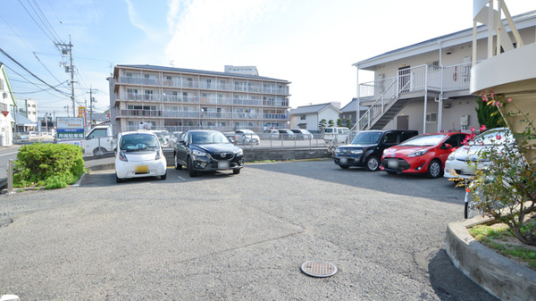 そうごう薬局　蔵王店の駐車場