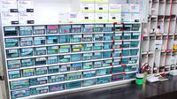 鈴川調剤薬局の薬棚