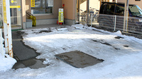 鈴川調剤薬局の駐車場