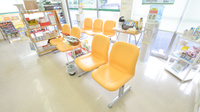 そうごう薬局　薩摩川内店の待合スペース