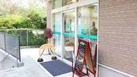 そうごう薬局　成田東店の入口