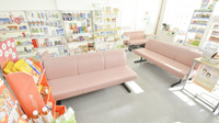 そうごう薬局　佐賀兵庫店の待合スペース