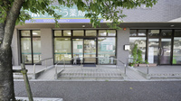そうごう薬局　桜台店の入口