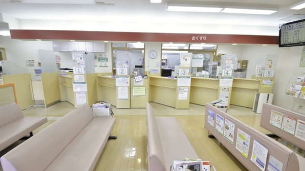 そうごう薬局　塩原店の受付/カウンター