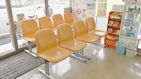 そうごう薬局　八千代店の待合スペース