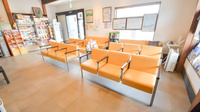 そうごう薬局　日田豆田町店の待合スペース