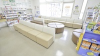 そうごう薬局　田隈店の待合スペース