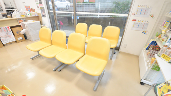 そうごう薬局　田原坂店の待合スペース
