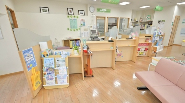 そうごう薬局　八屋店の受付/カウンター