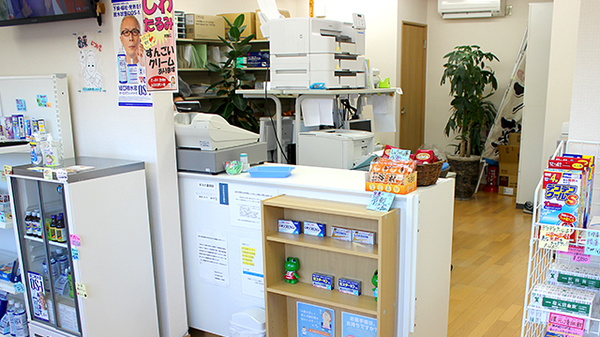 こまち薬局平須店の受付/カウンター