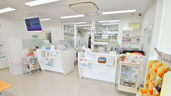 そうごう薬局　御薗宇中央店の受付/カウンター