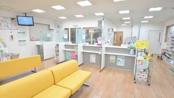 そうごう薬局　別府秋葉店の受付/カウンター