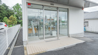そうごう薬局　穂高店の入口