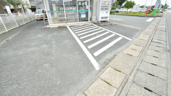 そうごう薬局　みゆき店の駐車場