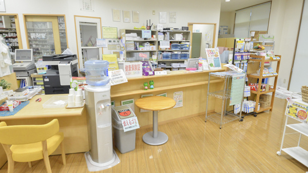 そうごう薬局　村角店の受付/カウンター
