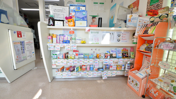そうごう薬局　安川通り店の雑貨品