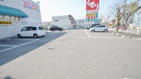 スギ薬局　二村台店の駐車場