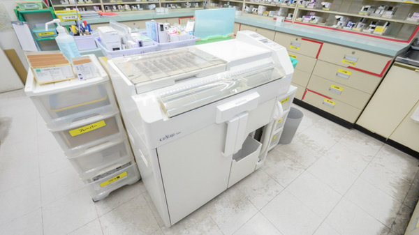 スギ薬局　飯村店の調剤器具