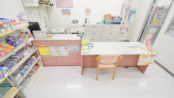 スギ薬局　東田店の受付/カウンター