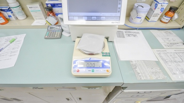 スギ薬局　東田店の調剤器具