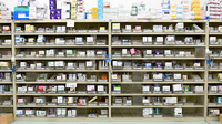 スギ薬局　元宮店の薬棚