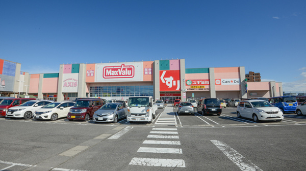 スギ薬局　アクシス鈴鹿店の外観