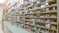 スギ薬局　東柳原店の薬棚