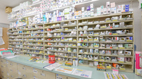 スギ薬局　水野店の薬棚