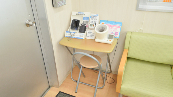 スギ薬局　笠松店の血圧計