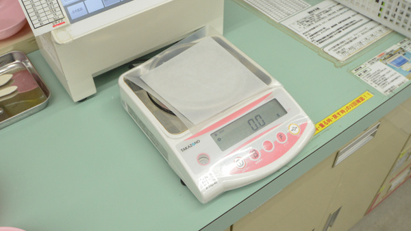 スギ薬局　多度店の調剤器具