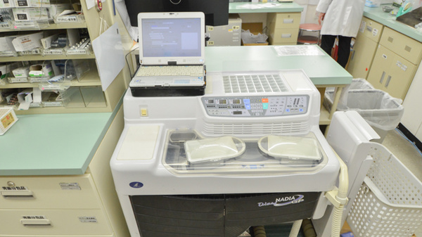 スギ薬局　長良店の調剤器具