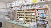 スギ薬局　松阪中央店の薬棚