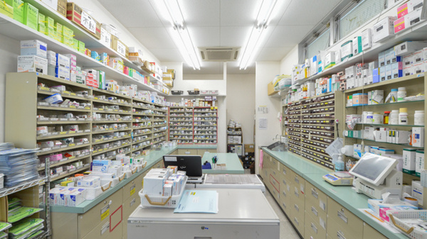スギ薬局　大地店の調剤室